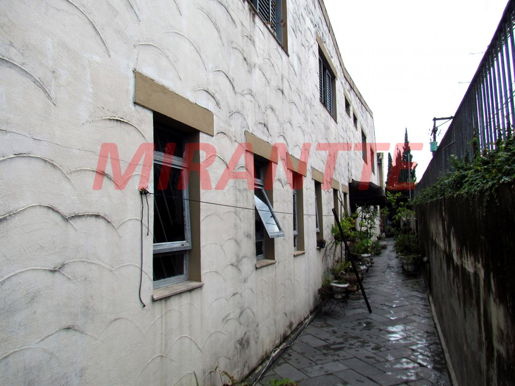 Sobrado de 357m² com 5 quartos em Vila Rosália