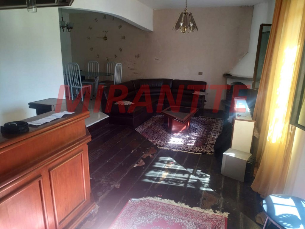 Casa terrea de 297m² com 3 quartos em Vila Rosália