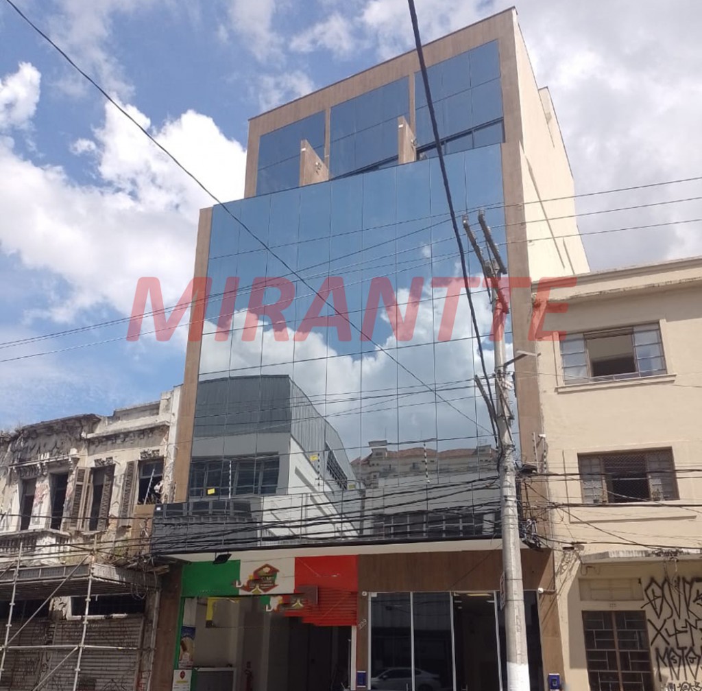 Comercial de 500m² em Água Branca