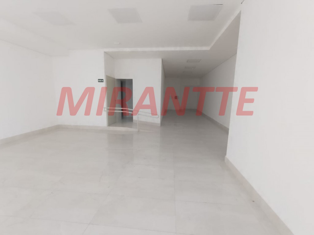 Comercial de 500m² em Água Branca