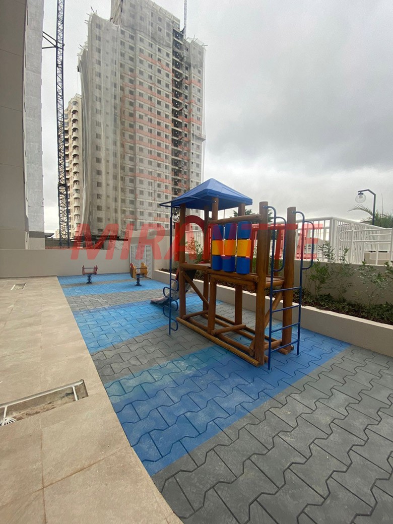 Apartamento de 41m² com 2 quartos em Vila Nova Cachoeirinha