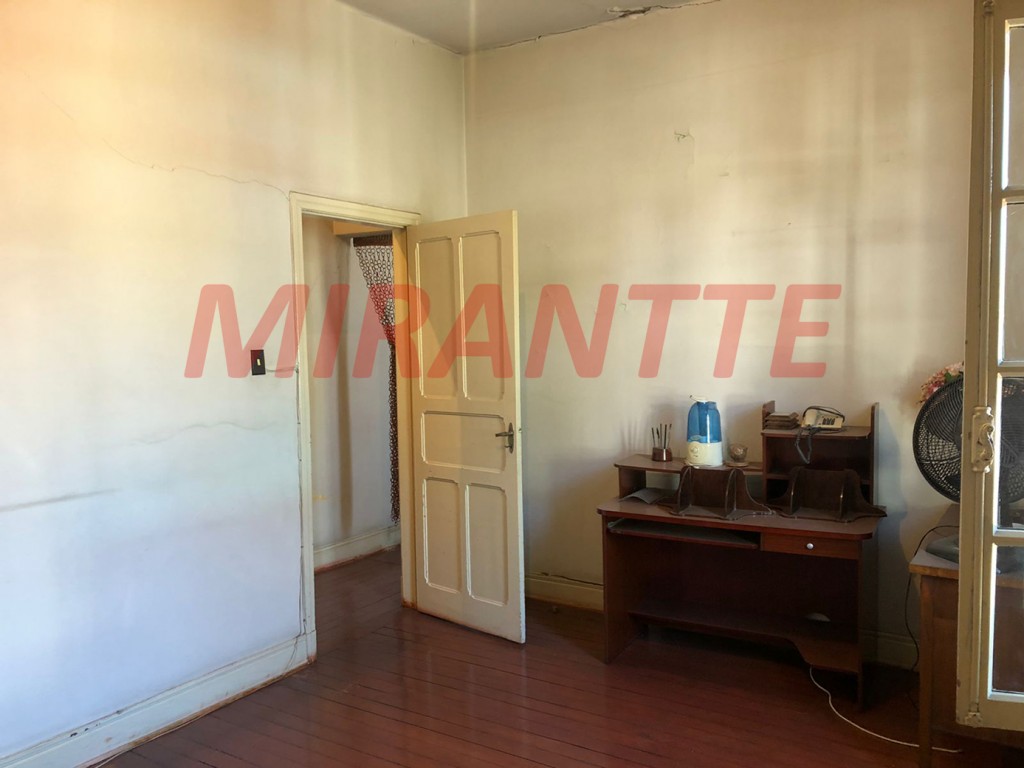 Sobrado de 220m² com 3 quartos em Horto Florestal