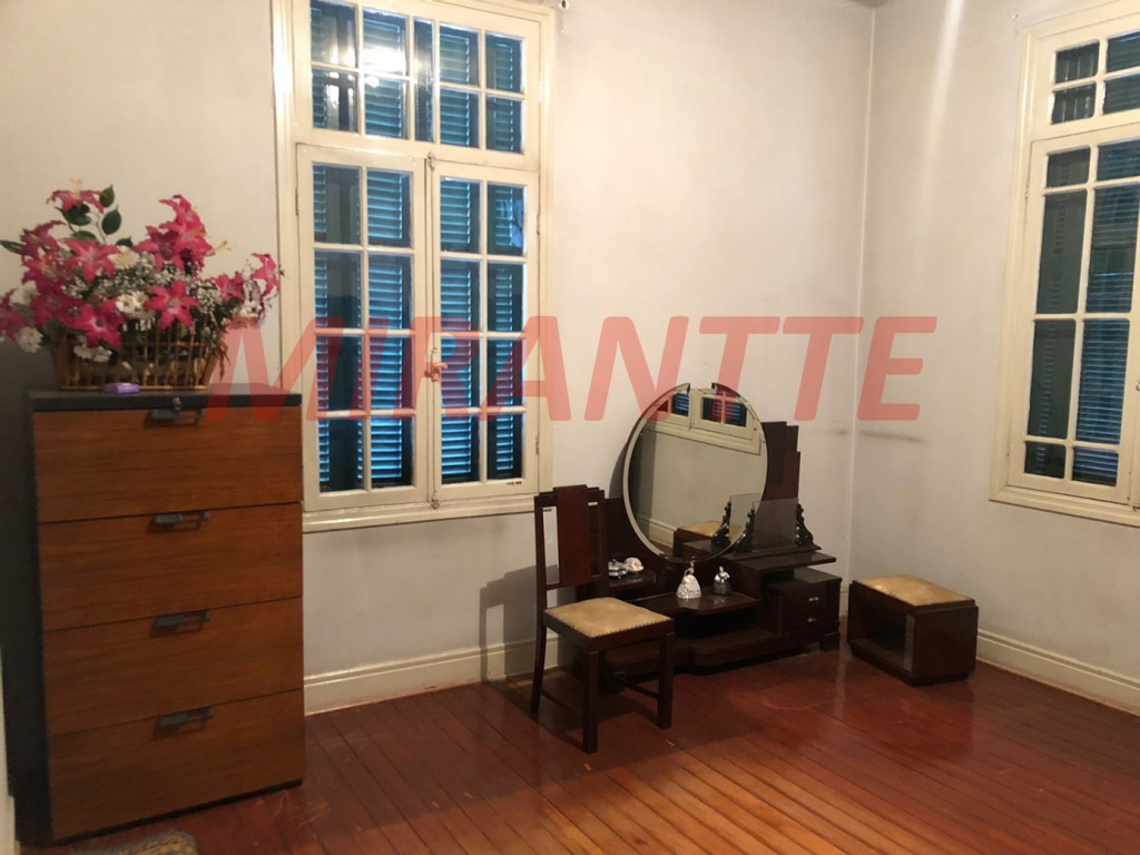 Sobrado de 220m² com 3 quartos em Horto Florestal