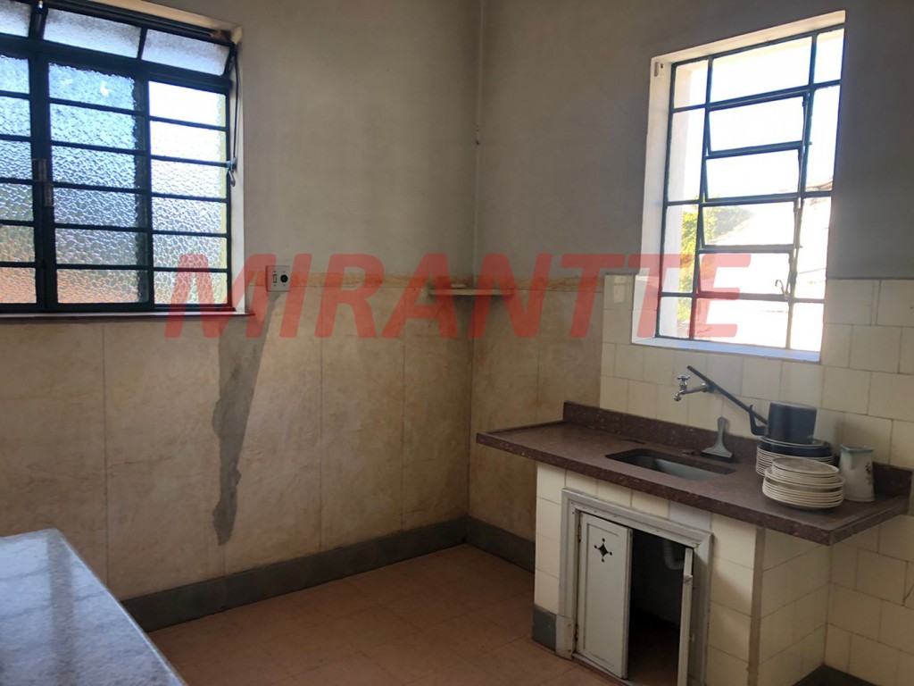 Sobrado de 220m² com 3 quartos em Horto Florestal