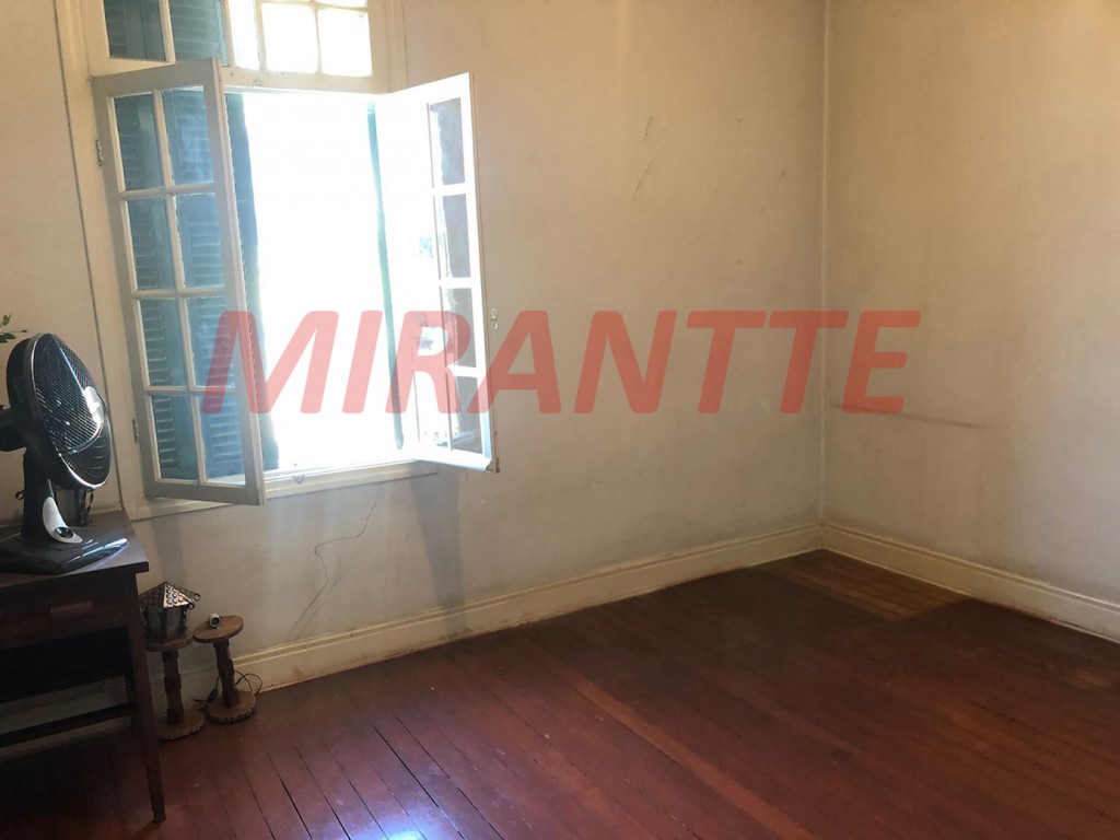 Sobrado de 220m² com 3 quartos em Horto Florestal