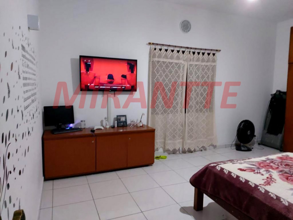Sobrado de 500m² com 3 quartos em Vila Rosália