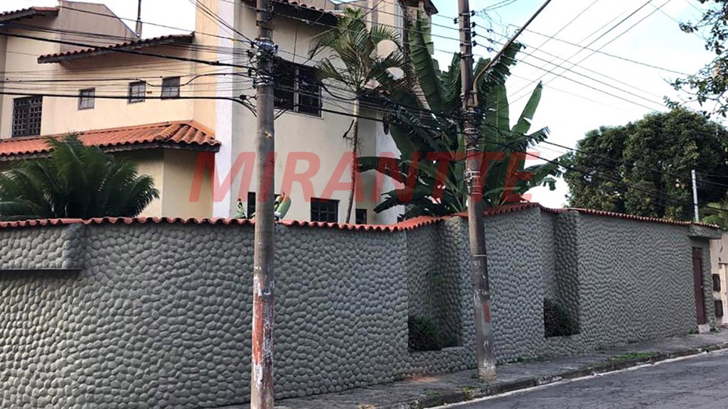 Sobrado de 500m² com 3 quartos em Vila Rosália