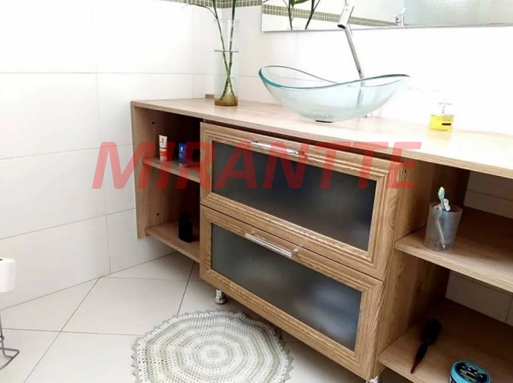 Sobrado de 129m² com 4 quartos em Imirim