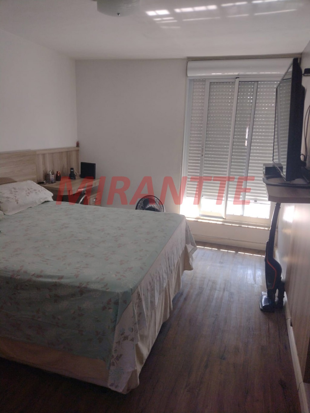 Sobrado com 2 quartos em Vila Nova Mazzei