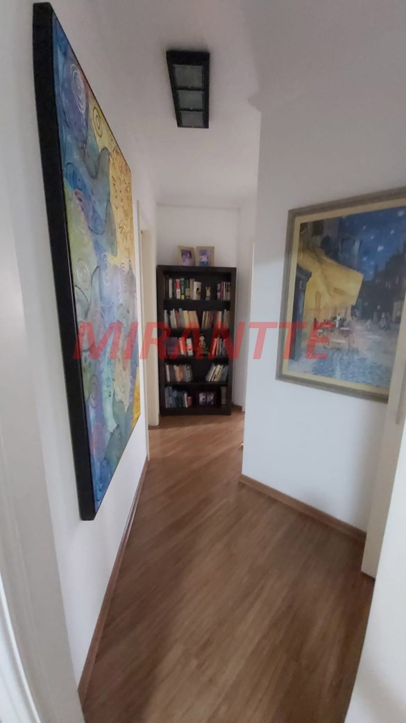 Apartamento de 110m² com 3 quartos em Água Fria