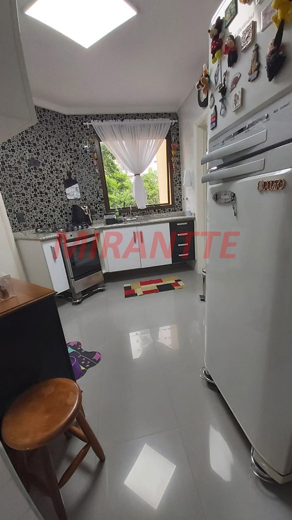 Apartamento de 110m² com 3 quartos em Água Fria