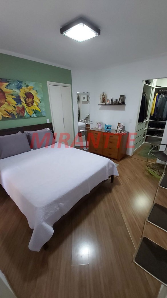 Apartamento de 110m² com 3 quartos em Água Fria