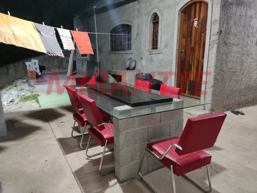 ChÁcara de 115m² com 2 quartos em Mato Dentro