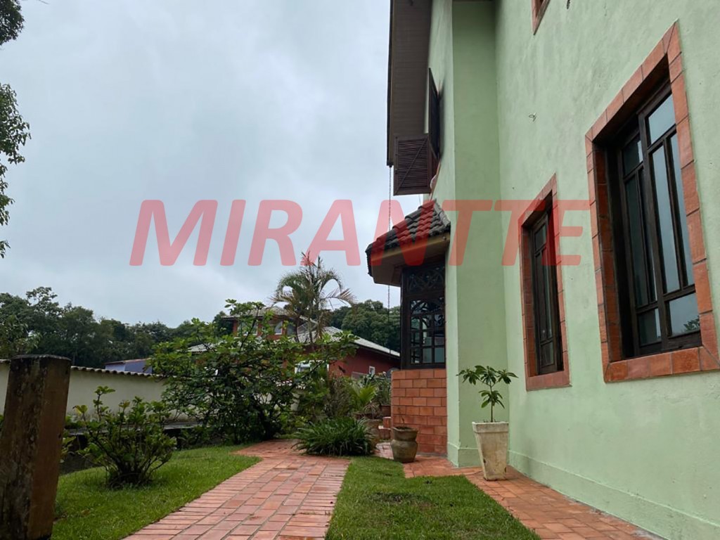 Sobrado de 230m² com 3 quartos em Serra da Cantareira
