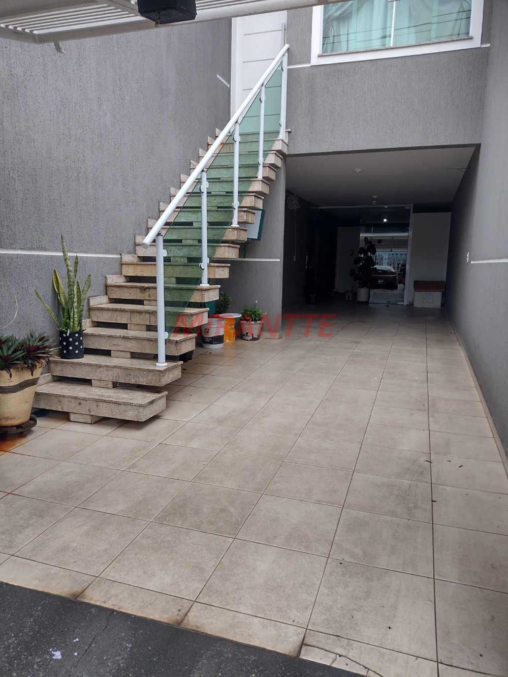 Sobrado de 146m² com 3 quartos em Vila Nivi