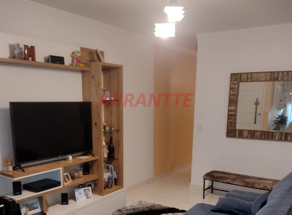 Sobrado de 146m² com 3 quartos em Vila Nivi
