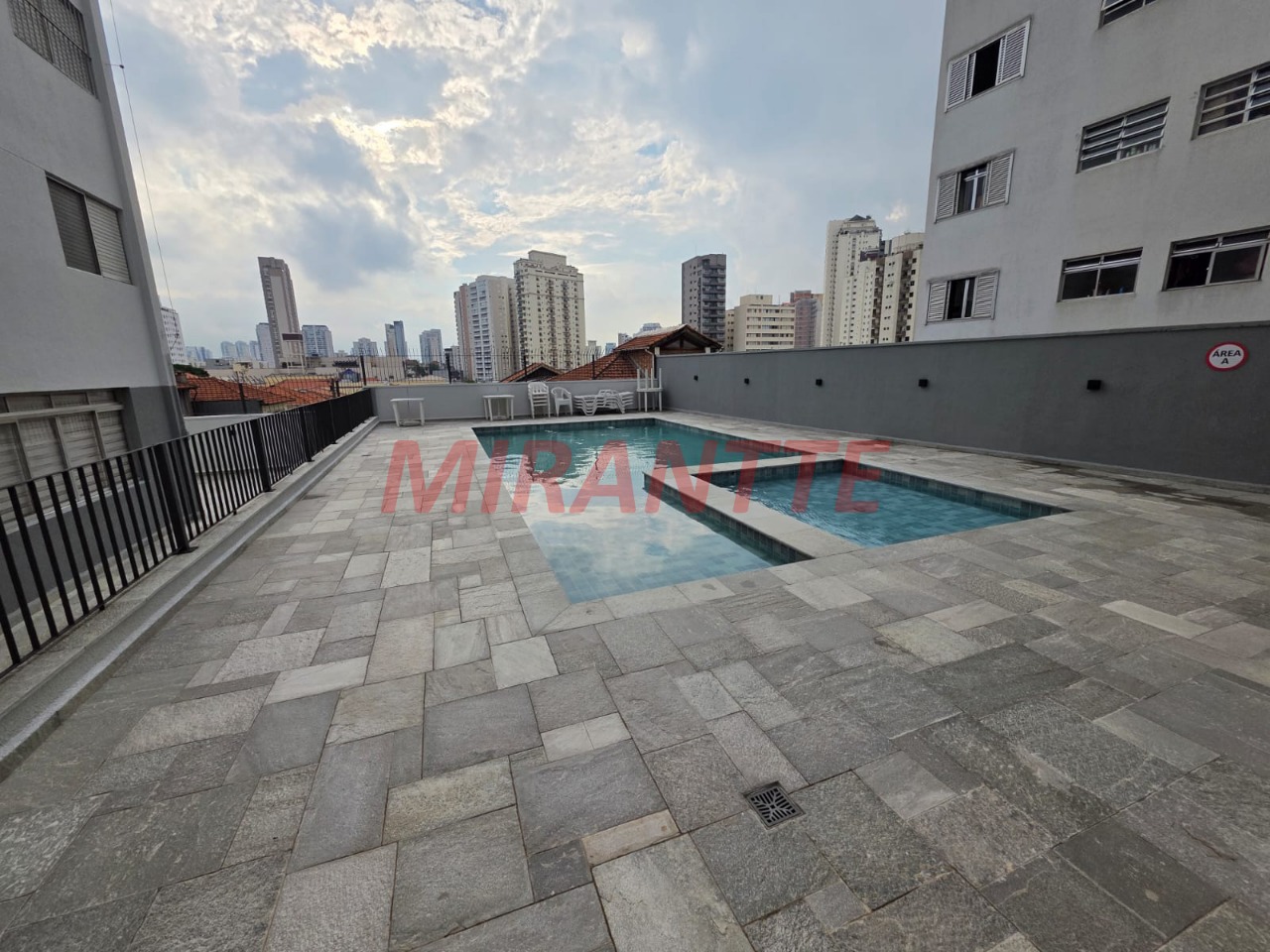 Apartamento de 110m² com 3 quartos em Santana