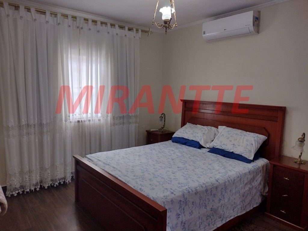 Casa terrea de 200m² com 3 quartos em Vila Nova Mazzei