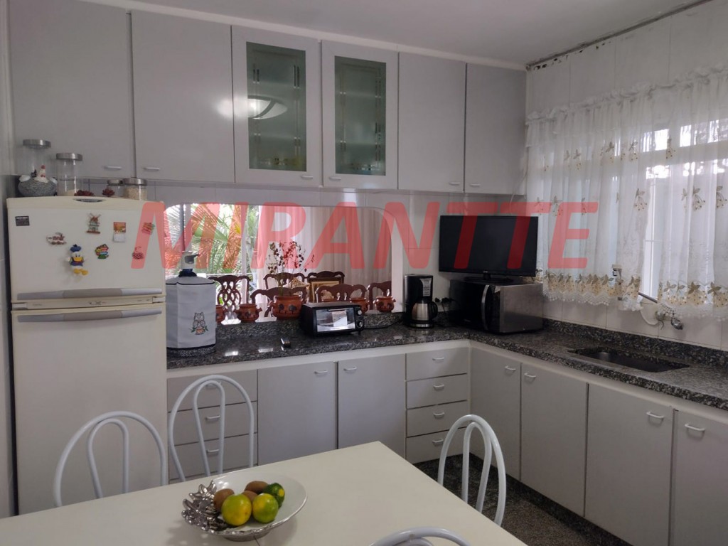 Casa terrea de 200m² com 3 quartos em Vila Nova Mazzei