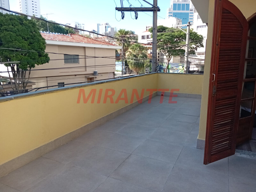 Sobrado de 127m² com 3 quartos em Santana