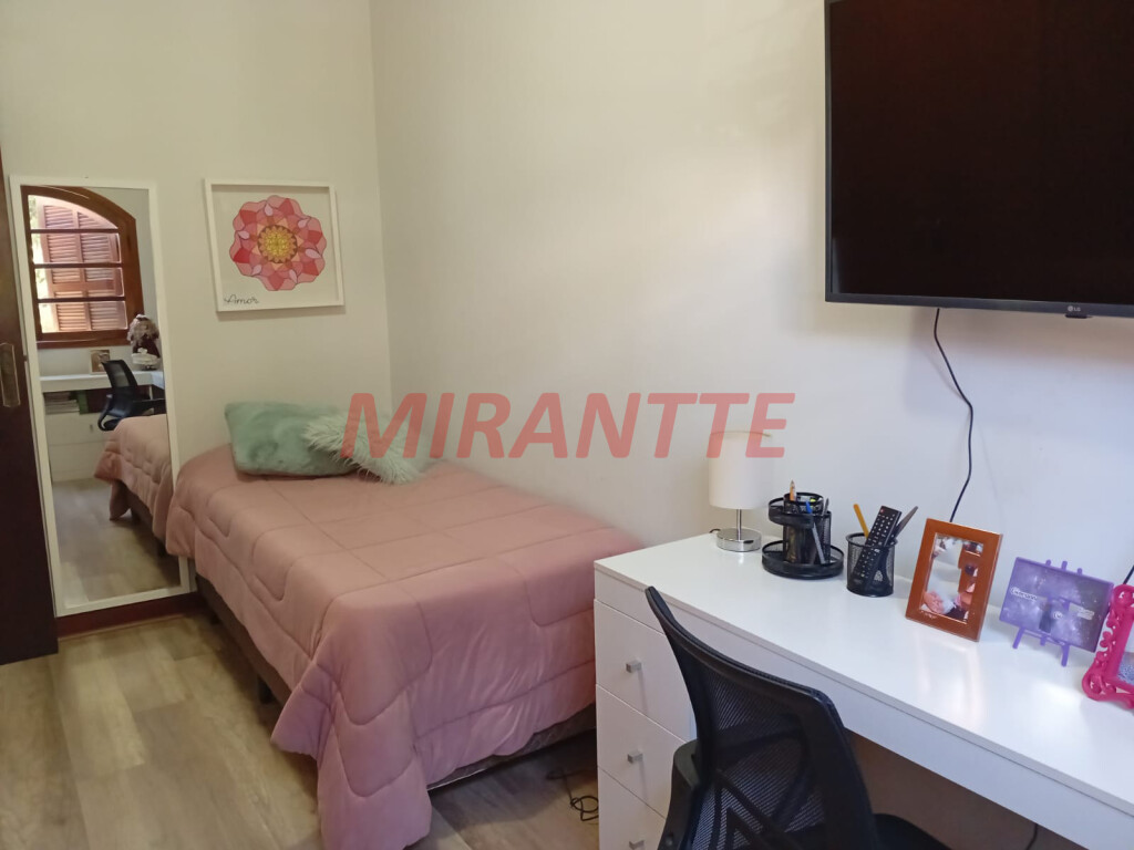 Sobrado de 127m² com 3 quartos em Santana