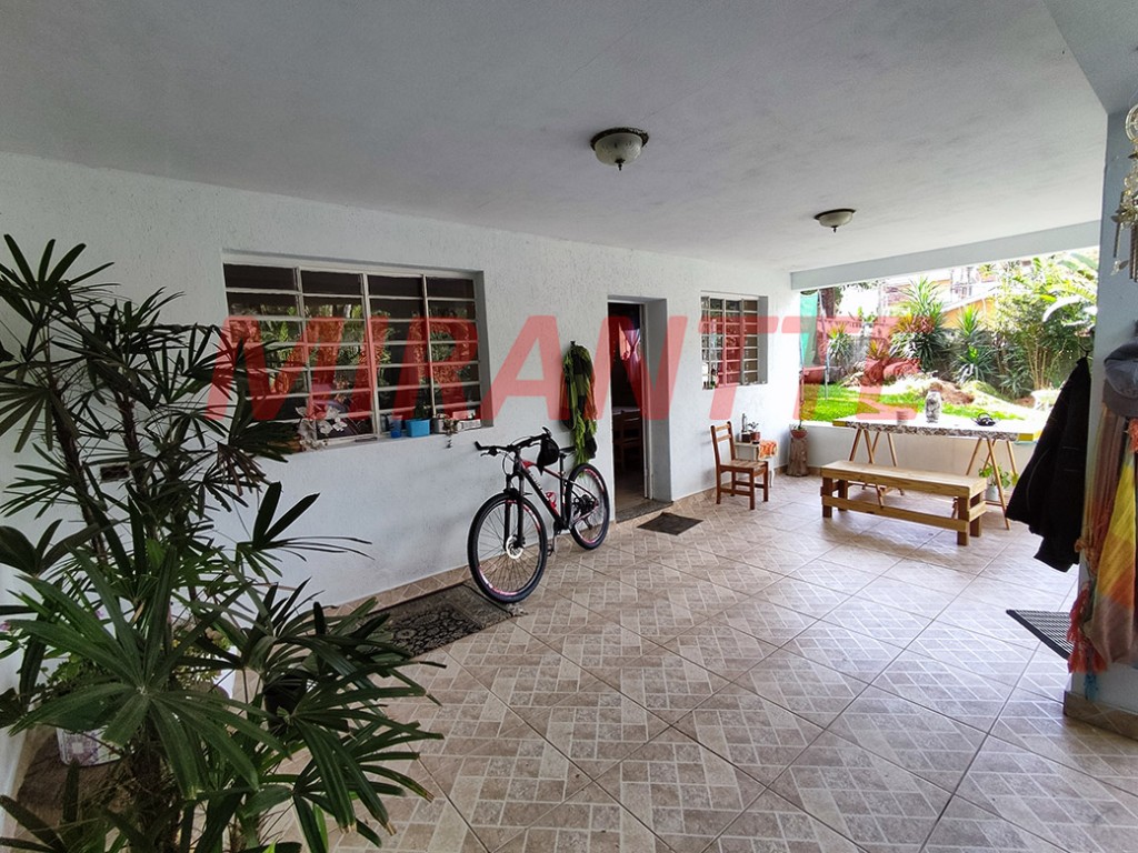Casa terrea de 190m² com 4 quartos em Horto Florestal