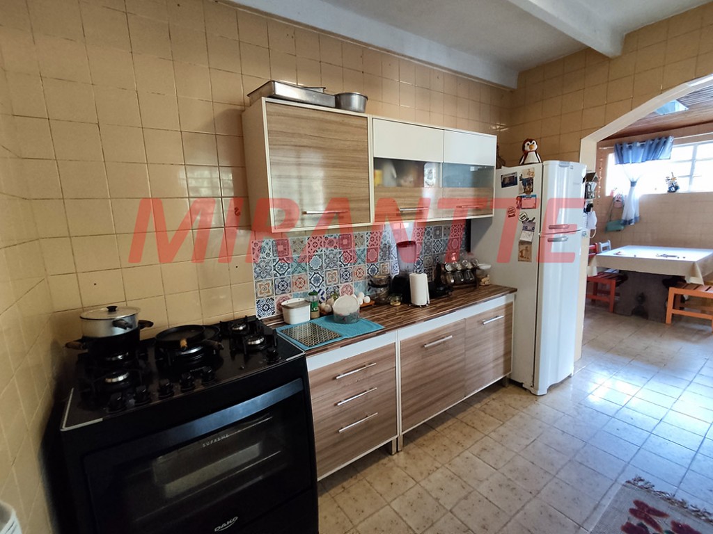 Casa terrea de 190m² com 4 quartos em Horto Florestal