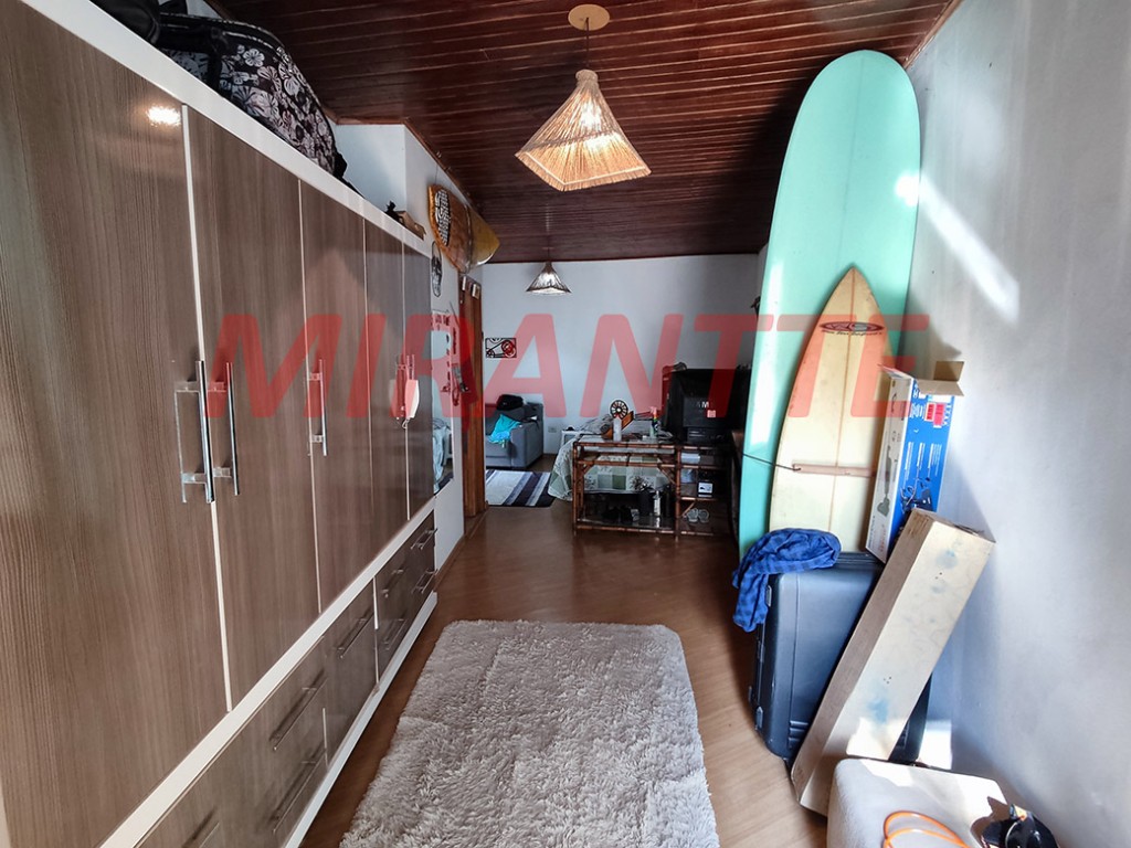 Casa terrea de 190m² com 4 quartos em Horto Florestal