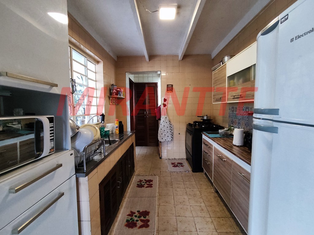 Casa terrea de 190m² com 4 quartos em Horto Florestal