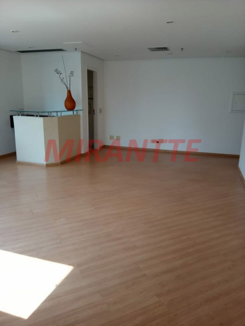 Comercial de 42m² em Indianópolis