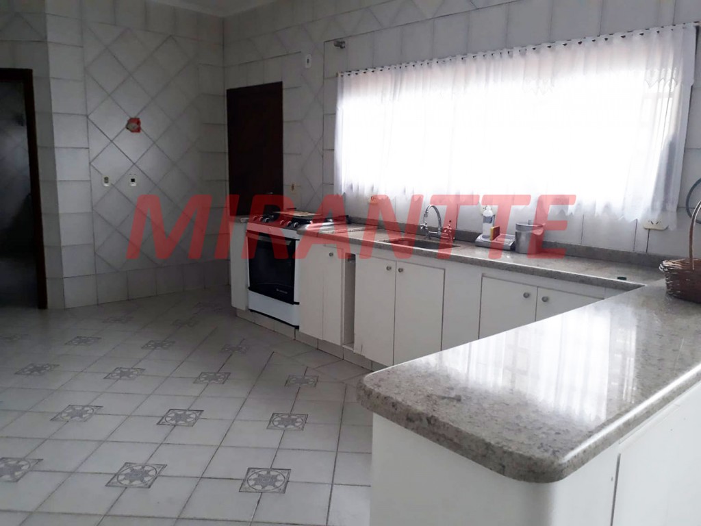 Sobrado de 800m² com 3 quartos em Atibaia Jardim