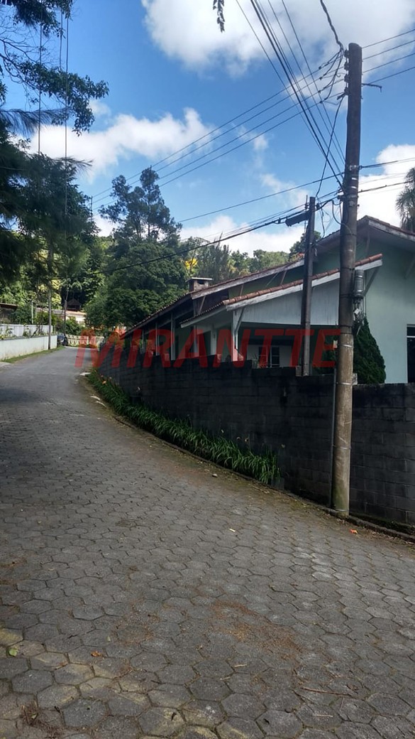 Casa terrea de 390m² com 4 quartos em Serra da Cantareira
