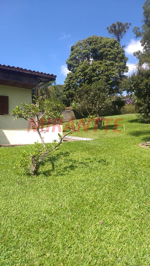 Casa terrea de 390m² com 4 quartos em Serra da Cantareira