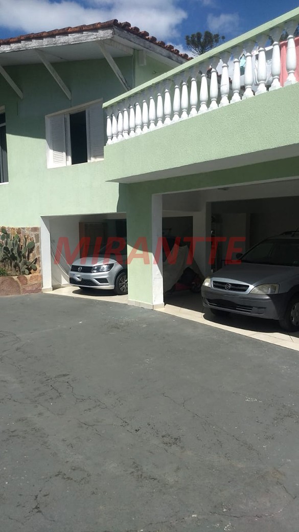 Casa terrea de 390m² com 4 quartos em Serra da Cantareira