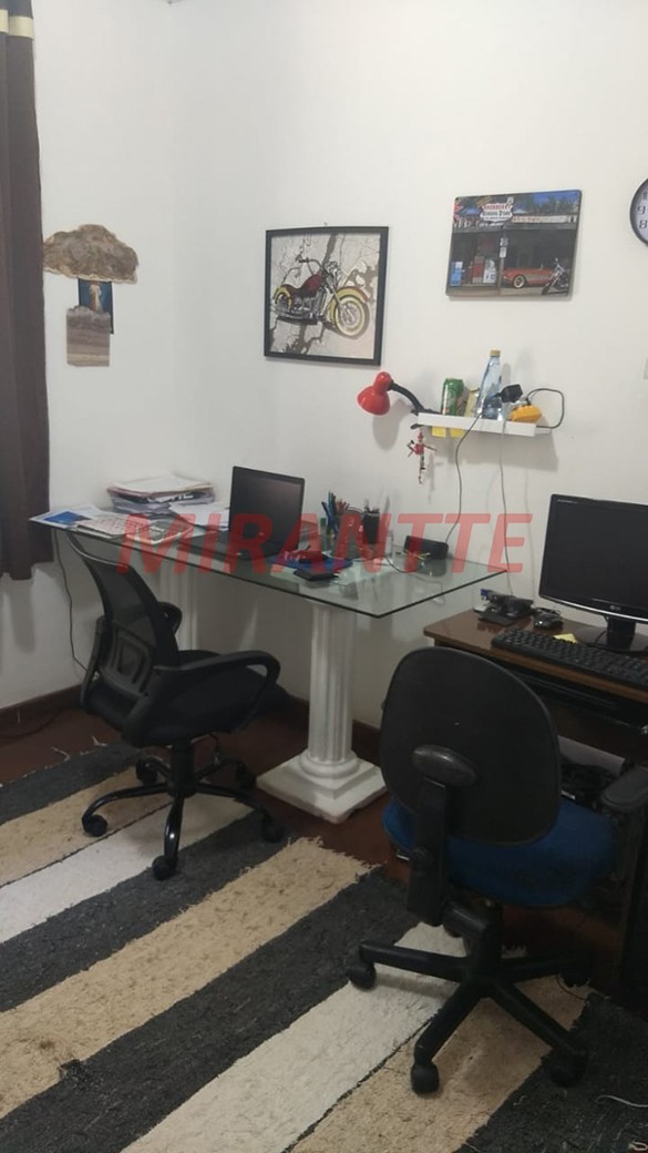 Casa terrea de 390m² com 4 quartos em Serra da Cantareira