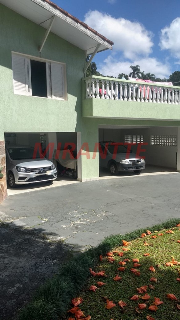 Casa terrea de 390m² com 4 quartos em Serra da Cantareira