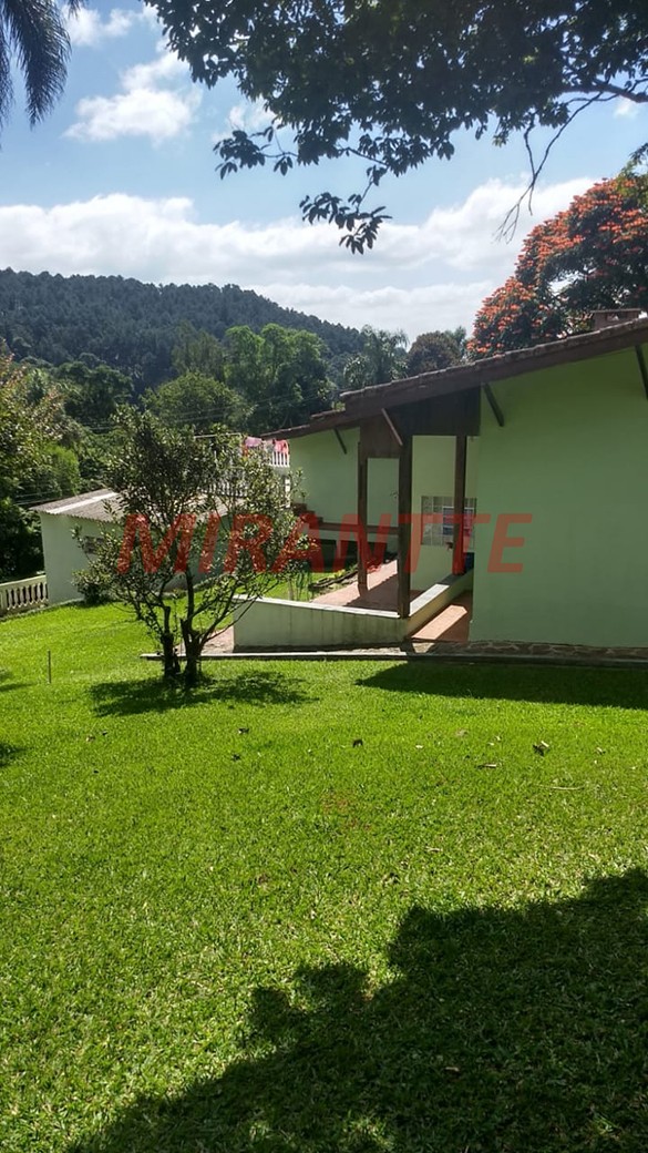 Casa terrea de 390m² com 4 quartos em Serra da Cantareira
