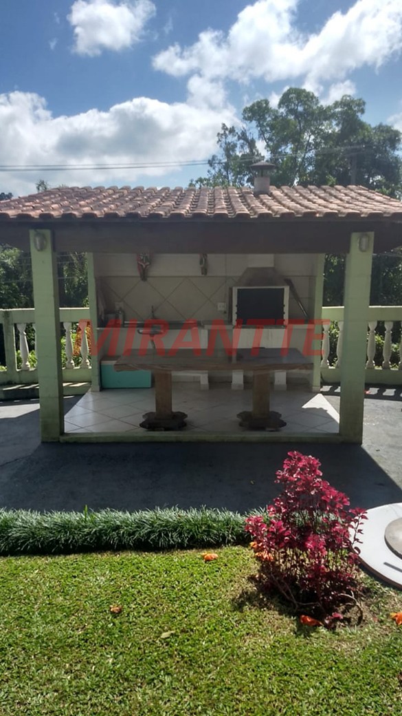 Casa terrea de 390m² com 4 quartos em Serra da Cantareira
