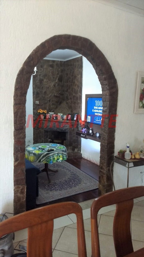Casa terrea de 390m² com 4 quartos em Serra da Cantareira