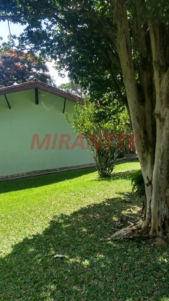 Casa terrea de 390m² com 4 quartos em Serra da Cantareira