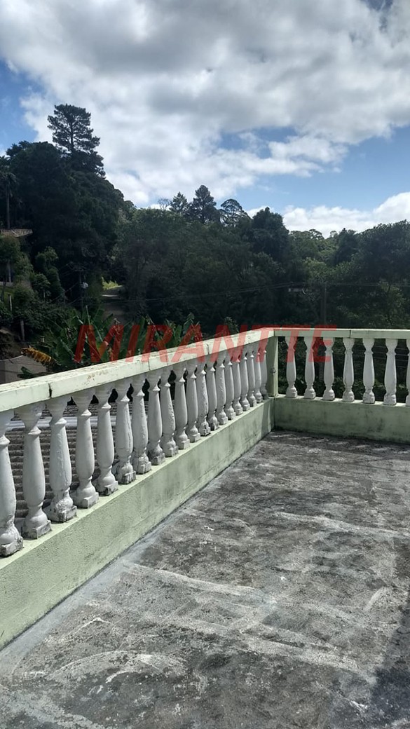 Casa terrea de 390m² com 4 quartos em Serra da Cantareira