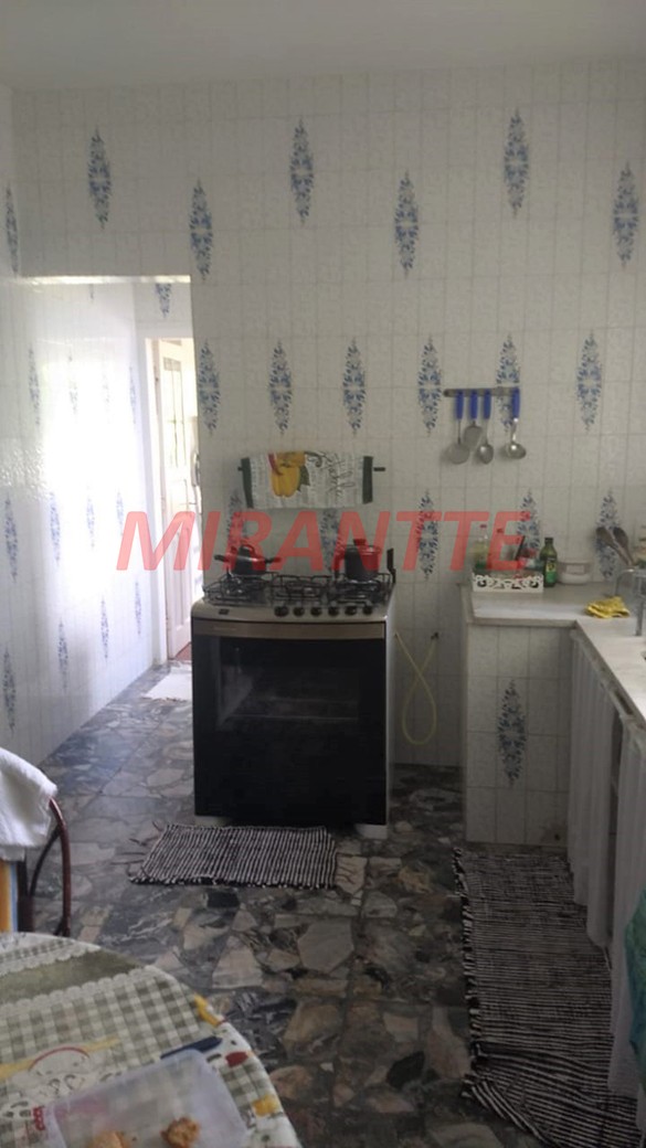Casa terrea de 390m² com 4 quartos em Serra da Cantareira