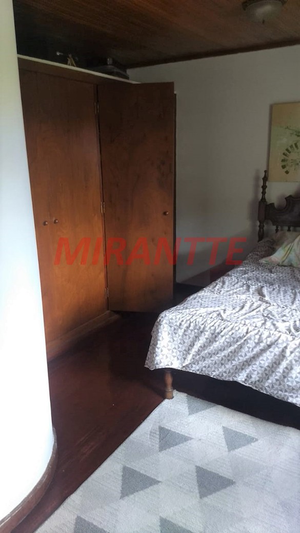 Casa terrea de 390m² com 4 quartos em Serra da Cantareira