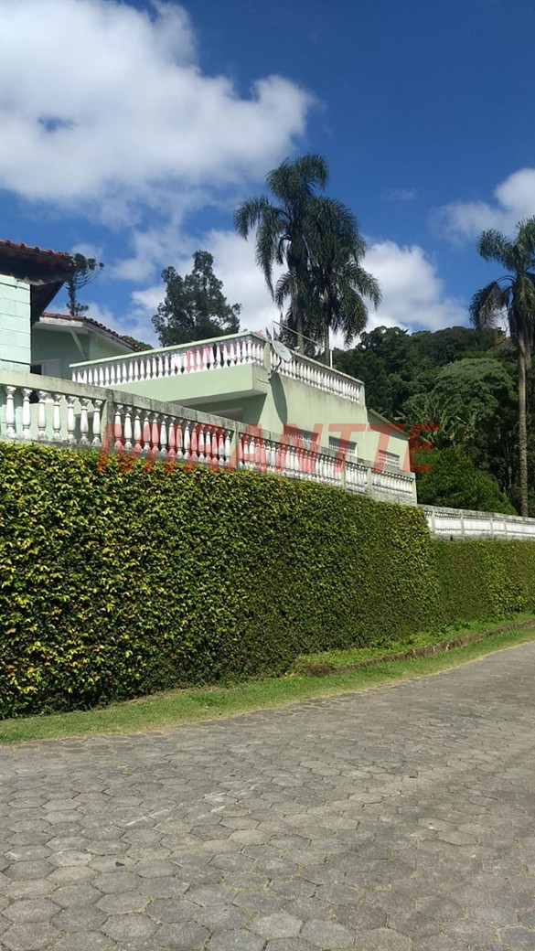Casa terrea de 390m² com 4 quartos em Serra da Cantareira