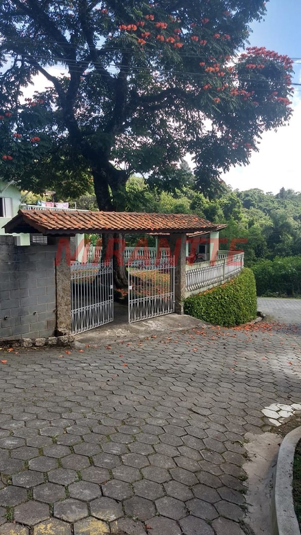 Casa terrea de 390m² com 4 quartos em Serra da Cantareira