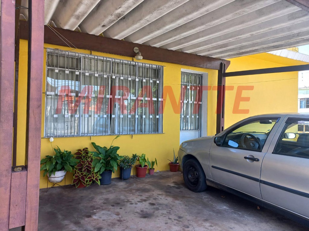 Casa terrea de 1976m² com 3 quartos em Jardim Maria Dirce