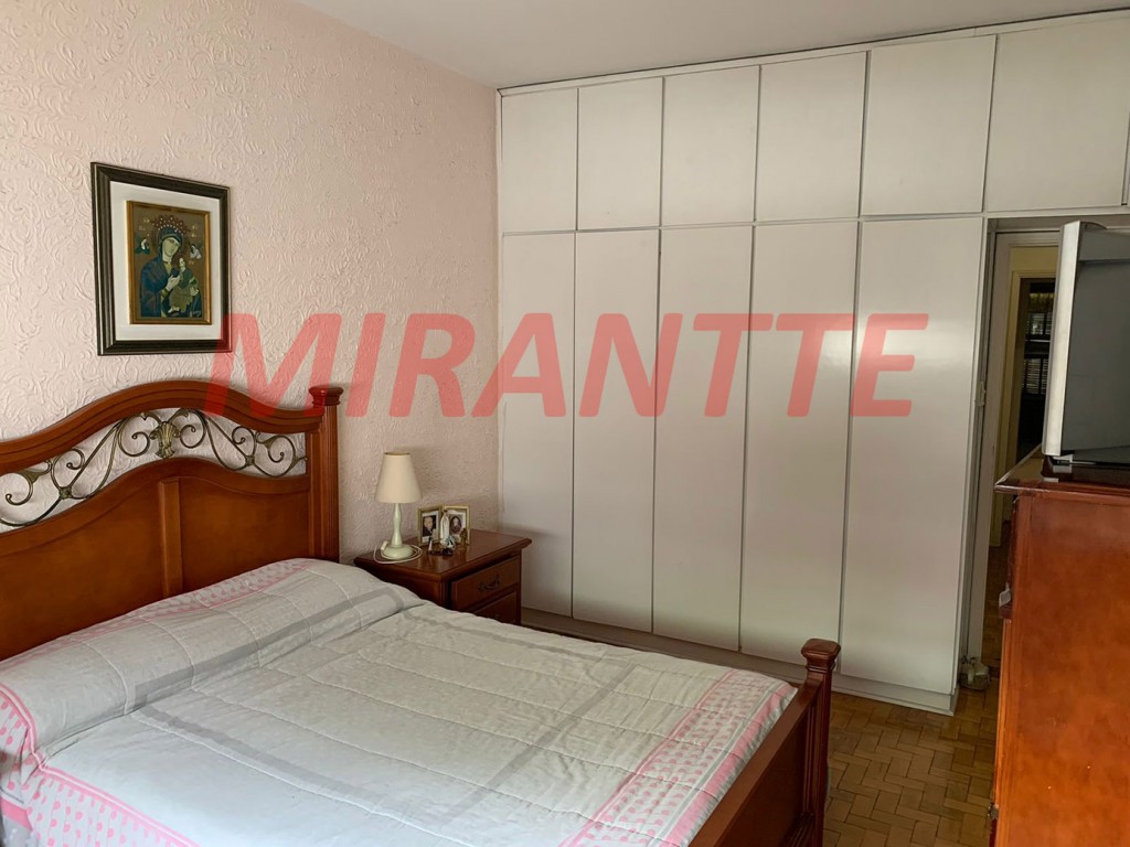 Sobrado de 150m² com 3 quartos em Água Fria