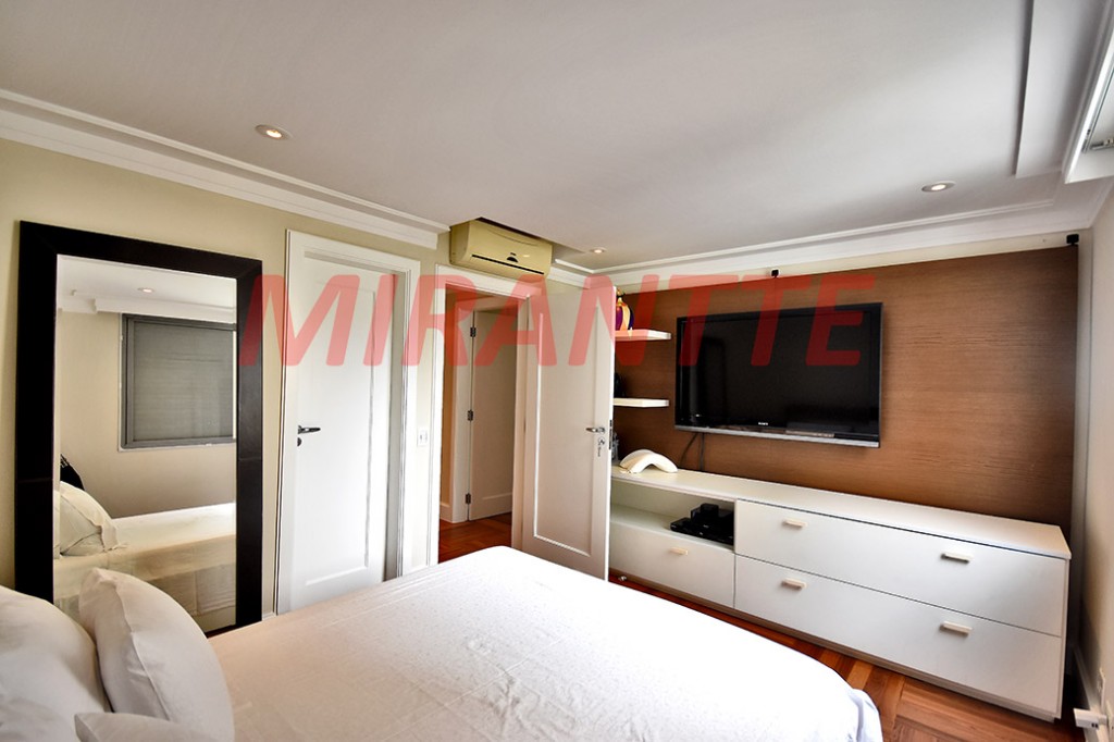 Cobertura de 181m² com 3 quartos em Moema