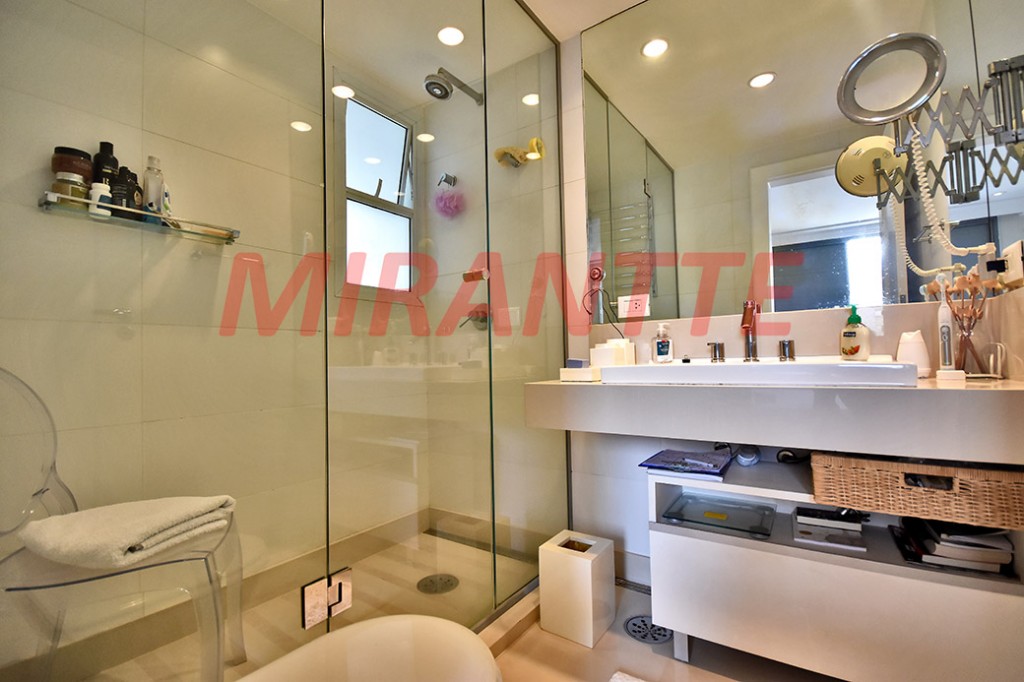 Cobertura de 181m² com 3 quartos em Moema