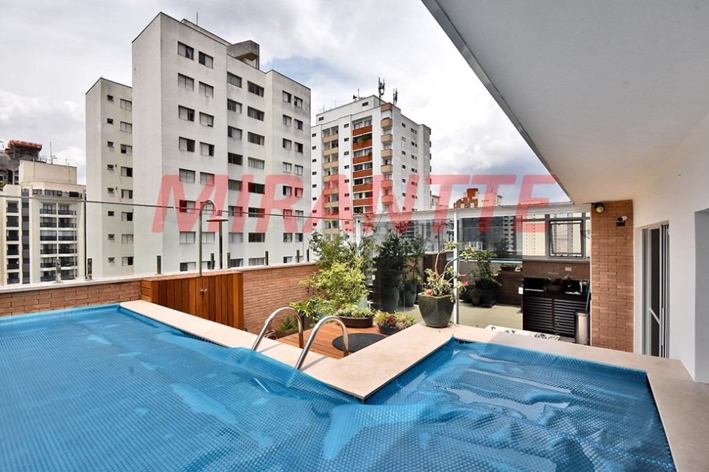 Cobertura de 181m² com 3 quartos em Moema
